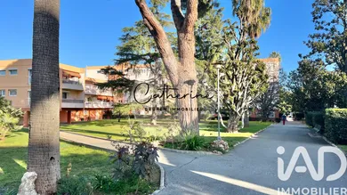 Apartment in Hyères (83400)