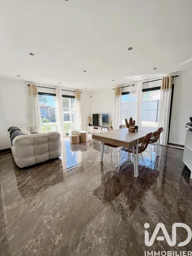 House in Sadirac (33670)