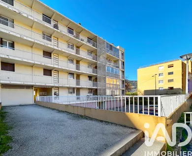 Apartment in La Valette Du Var (83160)