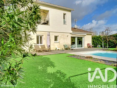 House in Macau (33460)