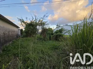 Terrain à Sainte-Rose (97115)