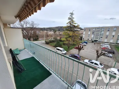Apartment in Crest (26400)