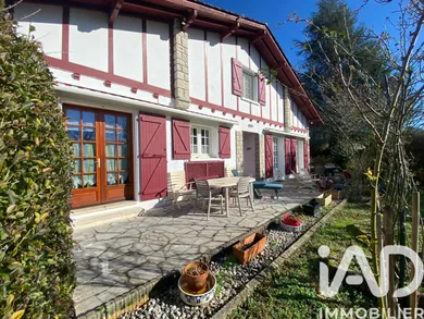 Maison à Cambo-les-Bains (64250)