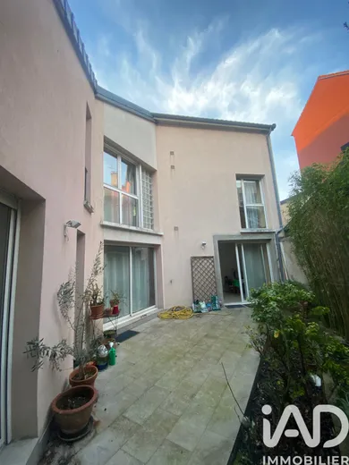 House in Vanves (92170)