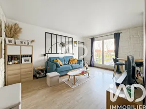 Apartment in Guermantes (77600)