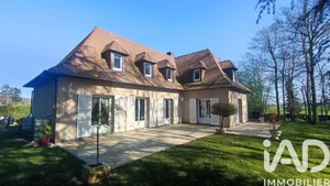 Domain in Louversey (27190)