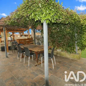 Apartment in Garéoult (83136)