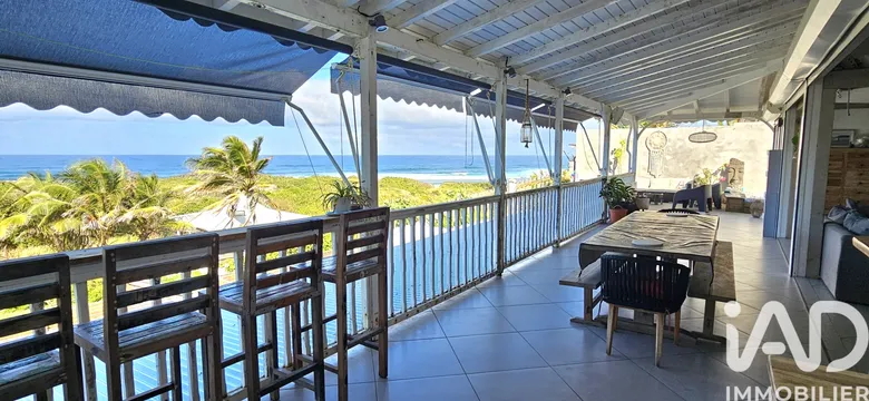 Maison 8 pièces 139 m² · à Le Moule · 139 m² · 626 000 €