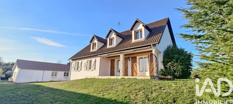Maison 8 pièces 173 m² · à Courmemin · 173 m² · 235 500 €