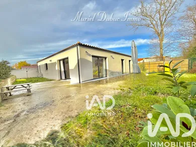 House in La Tremblade (17390)