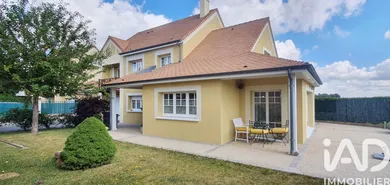 House in Magny-le-Hongre (77700)