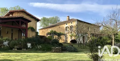 Domaine à Bussière-Badil (24360)