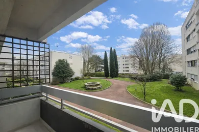 Apartment in Villejuif (94800)
