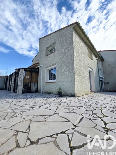 Maison traditionnelle à Villeneuve-la-Rivière (66610)