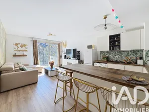 Apartment in Valenton (94460)