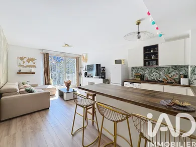 Apartment in Valenton (94460)