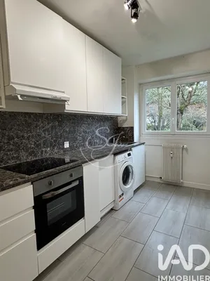 Apartment in Brunoy (91800)