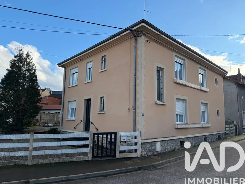 Immeuble 3 pièces 160 m² · à Digoin · 160 m² · 173 000 €
