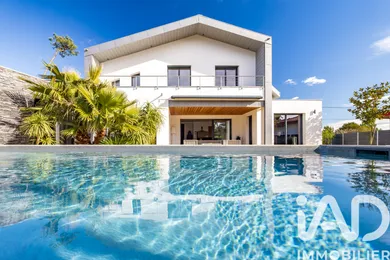 Mansion in Anglet (64600)