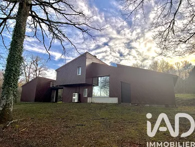 House in Montembœuf (16310)