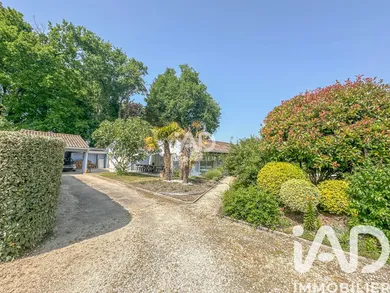 Maison à Castelnau-de-Médoc (33480)