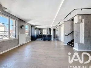 Duplex in Clamart (92140)