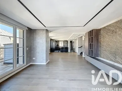 Duplex in Clamart (92140)