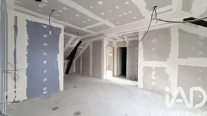 Building in Troyes (10000)