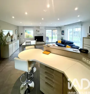 Maison traditionnelle à Villecresnes (94440)