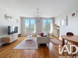 Apartment in Maisons-Laffitte (78600)