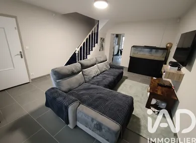 Maison de village à Escombres-et-le-Chesnois (08110)