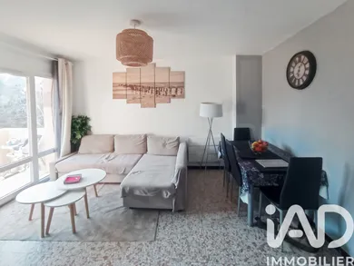 Apartment in Nîmes (30000)