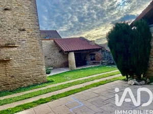 Park home in La Vineuse (71250)