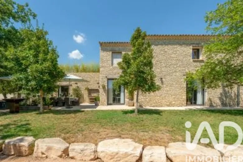 Maison 5 pièces 190 m² · à Gordes · 190 m² · 1 195 000 €