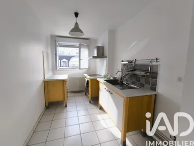 Apartment in Pontault-Combault (77340)