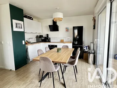 Apartment in Mont-Saint-Aignan (76130)