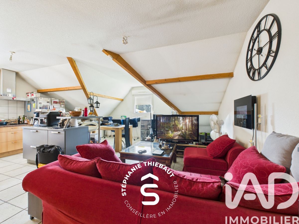 appartement à Thaon
