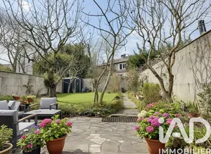 Village house in Créteil (94000)