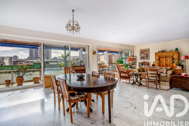 Appartement 5 pièces 176 m² · à Marseille · 176 m² · 655 000 €
