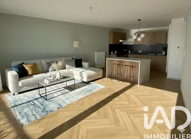 Apartment in Cenon (33150)