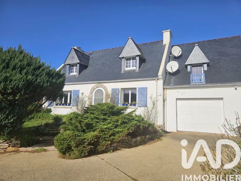 Maison 6 pièces 131 m² · à Cléden-Cap-Sizun · 131 m² · 396 000 €