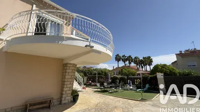 House in Hyères (83400)