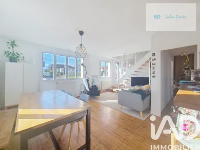 House in Le Coudray-Montceaux (91830)