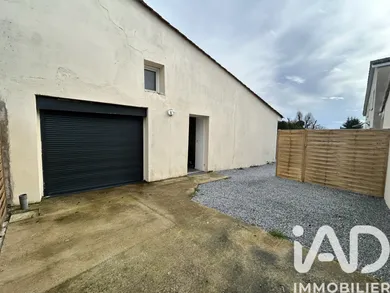 House in Saint-Germain-du-Puch (33750)