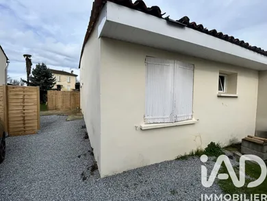 House in Saint-Germain-du-Puch (33750)
