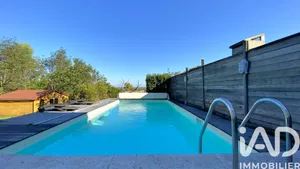 House in Saint-Loubès (33450)