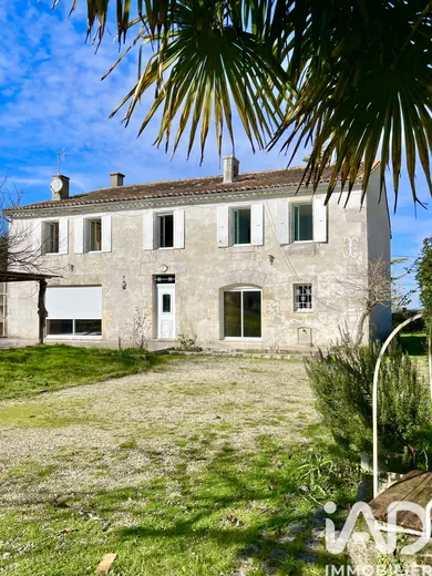 House in Salles-d'Angles (16130)