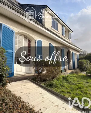 Maison à Saint-Barthélemy-d'Anjou (49124)