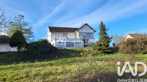 House in Tosny (27700)