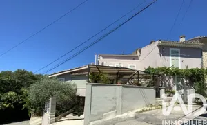 Village house in Les mées  (04190)